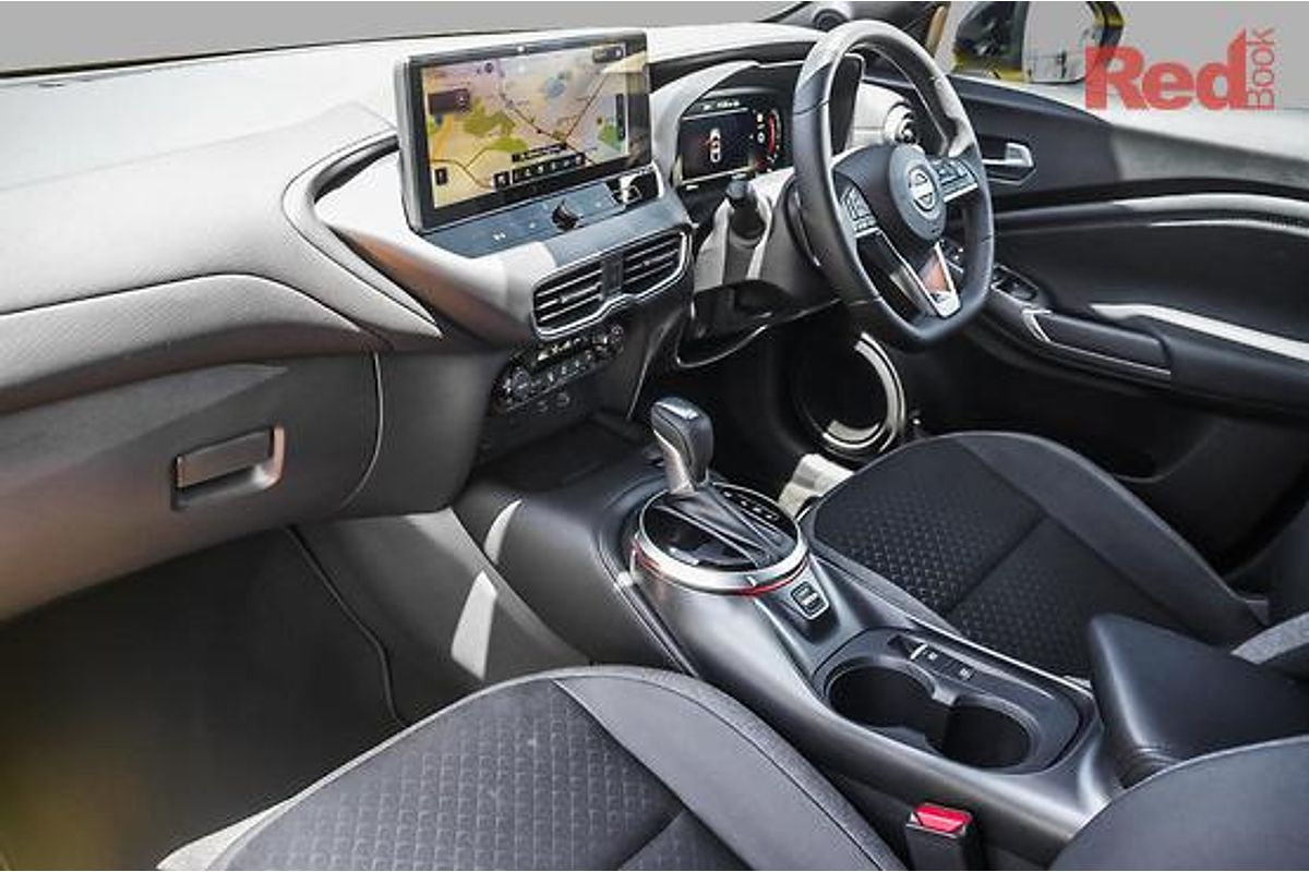 2024 Nissan JUKE ST-L F16