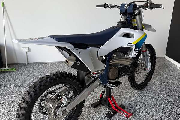 2024 Husqvarna TC 300  TC