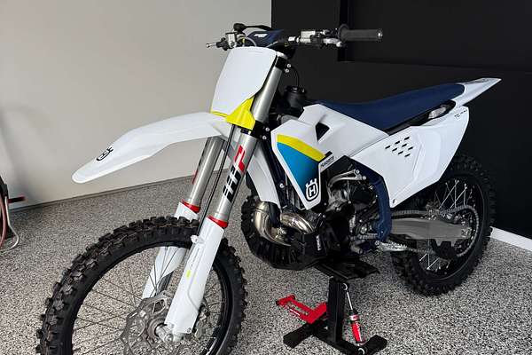 2024 Husqvarna TC 300  TC