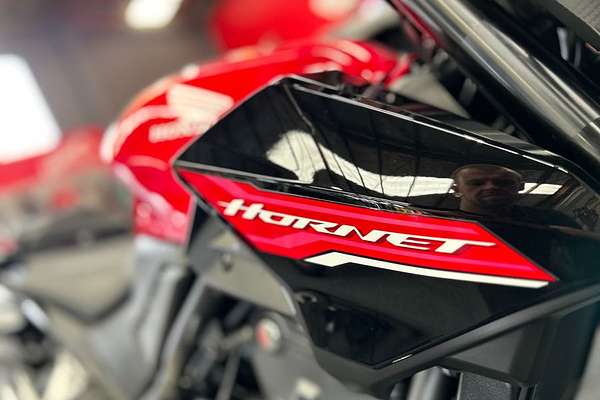 2025 Honda CB500 HORNET