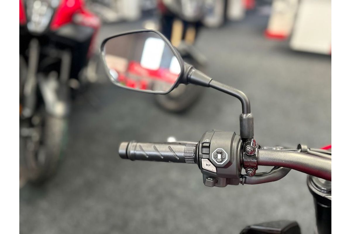 2025 Honda CB500 HORNET