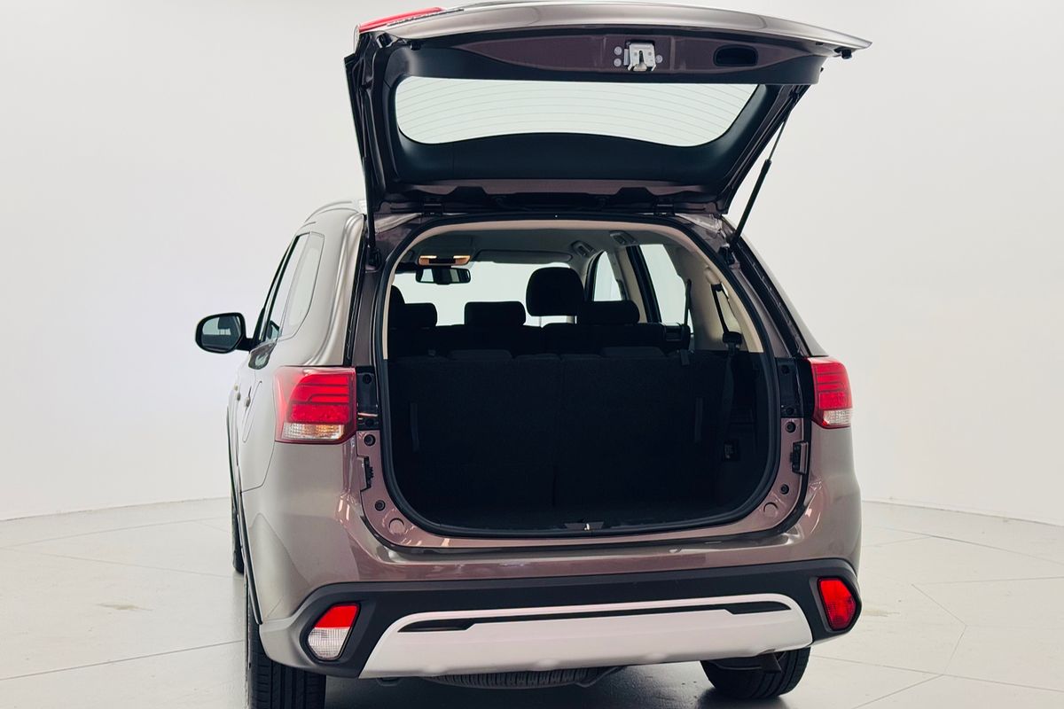 2019 Mitsubishi Outlander ES ZL