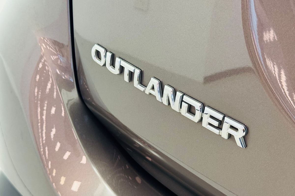 2019 Mitsubishi Outlander ES ZL