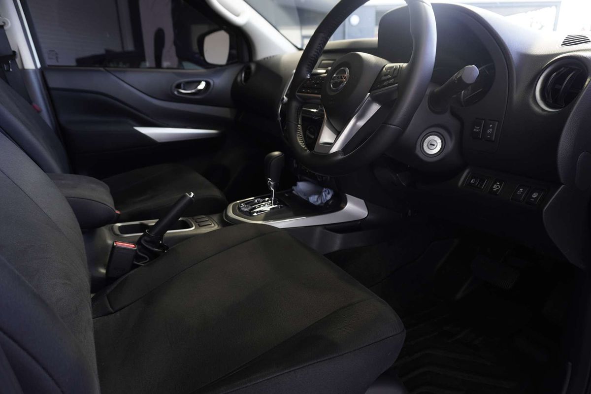 2024 Nissan Navara ST D23 4X4