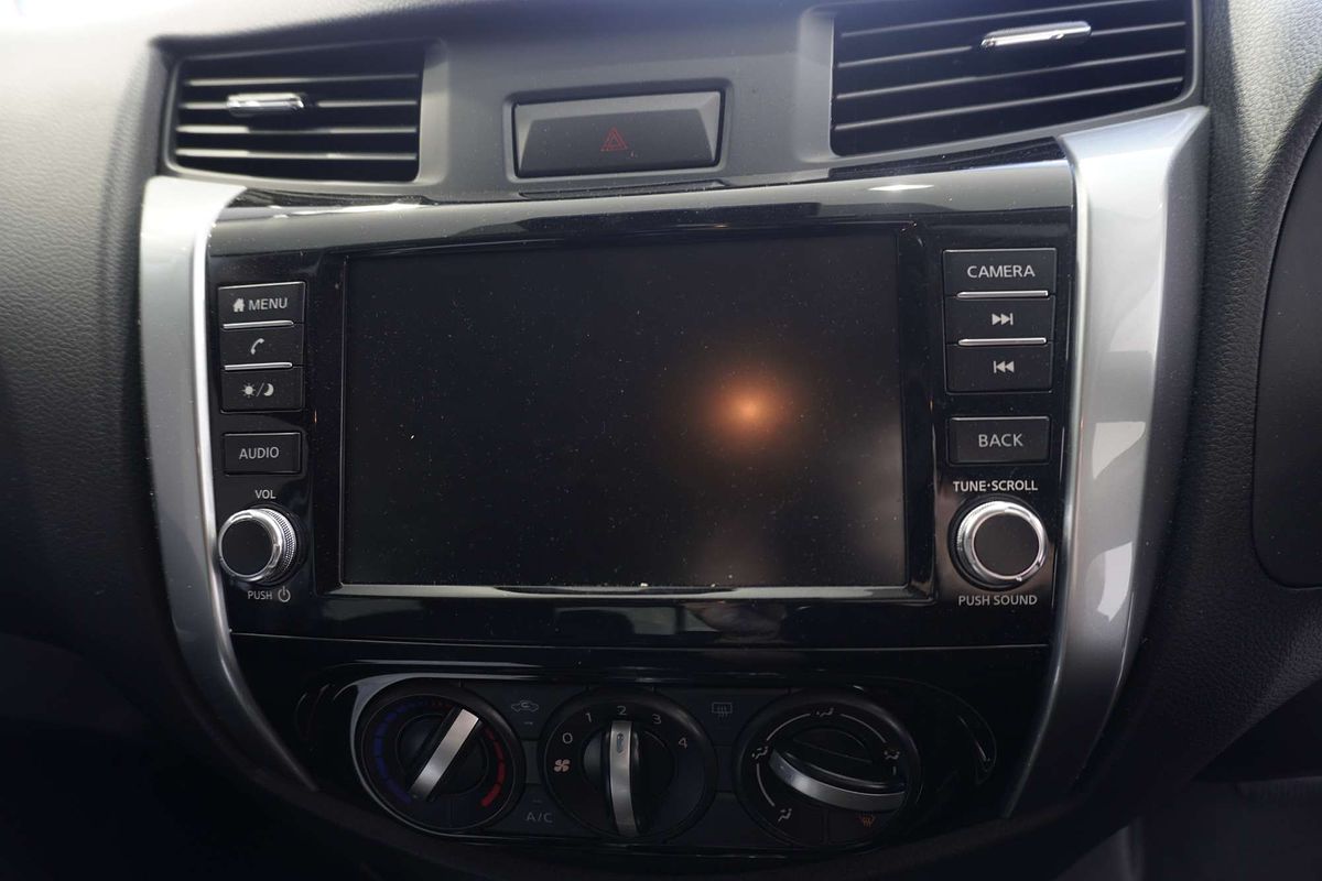 2024 Nissan Navara ST D23 4X4