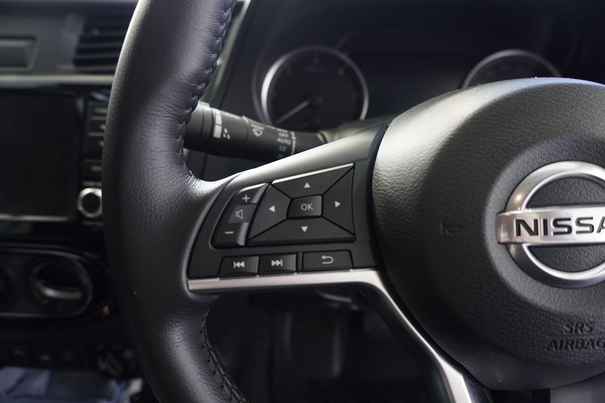 2024 Nissan Navara ST D23 4X4