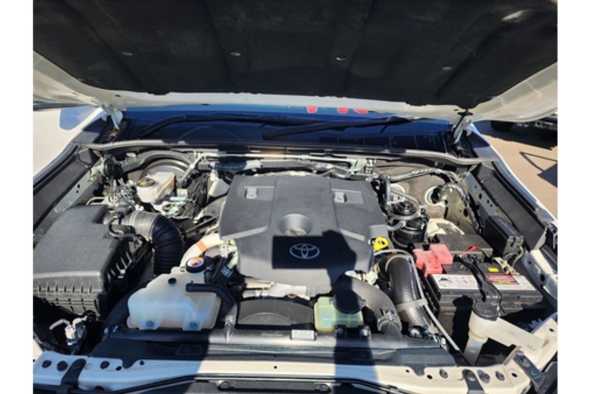 2020 Toyota Hilux SR5 GUN126R 4X4