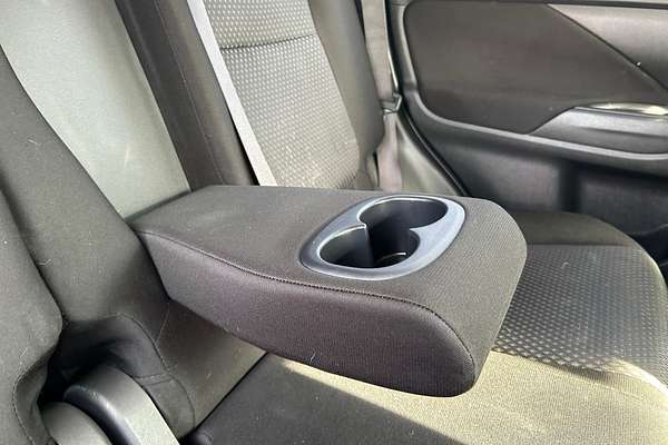 2016 Mitsubishi Outlander LS ZK
