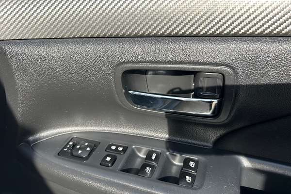 2016 Mitsubishi Outlander LS ZK