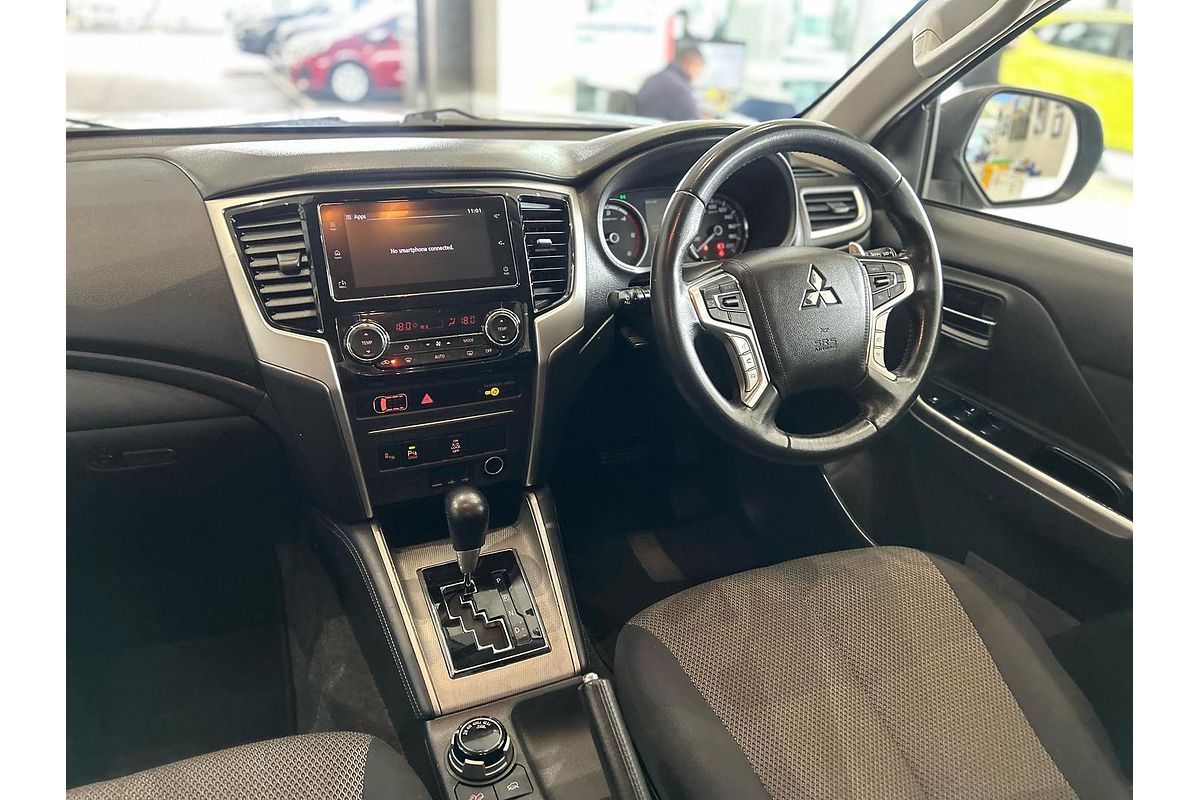 2020 Mitsubishi Triton GLS MR 4X4