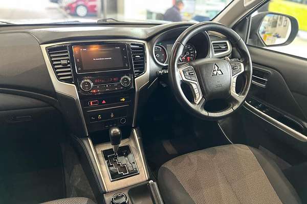 2020 Mitsubishi Triton GLS MR 4X4