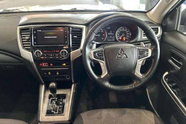 2020 Mitsubishi Triton GLS MR 4X4