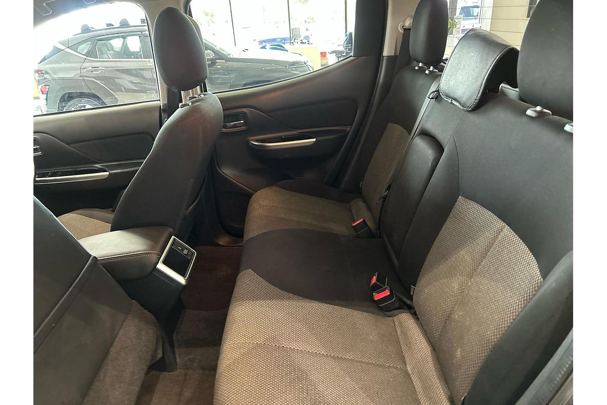 2020 Mitsubishi Triton GLS MR 4X4