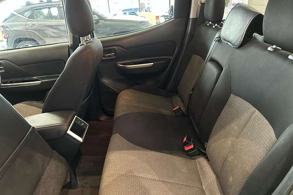 2020 Mitsubishi Triton GLS MR 4X4