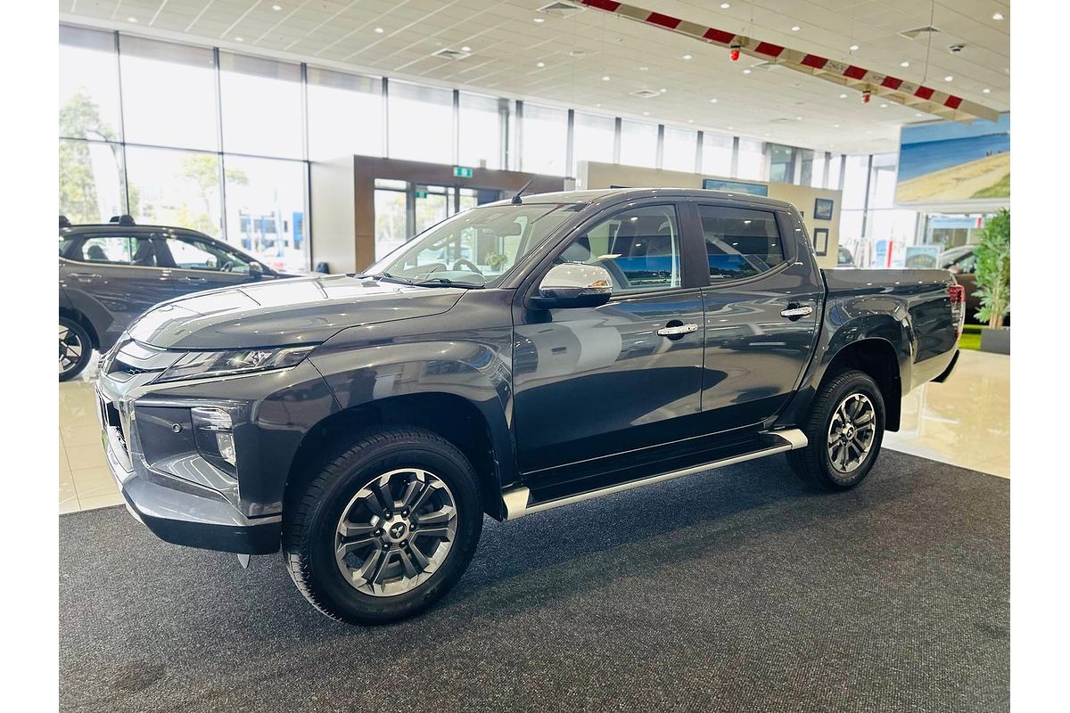 2020 Mitsubishi Triton GLS MR 4X4