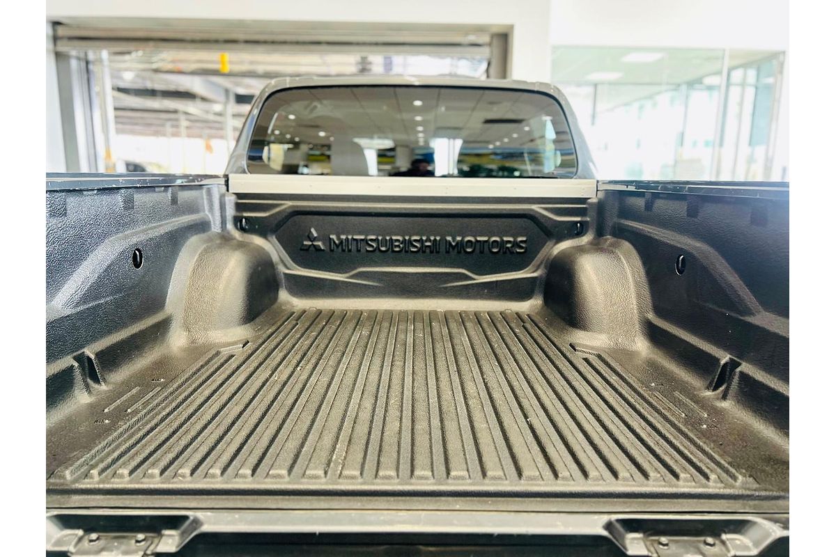 2020 Mitsubishi Triton GLS MR 4X4