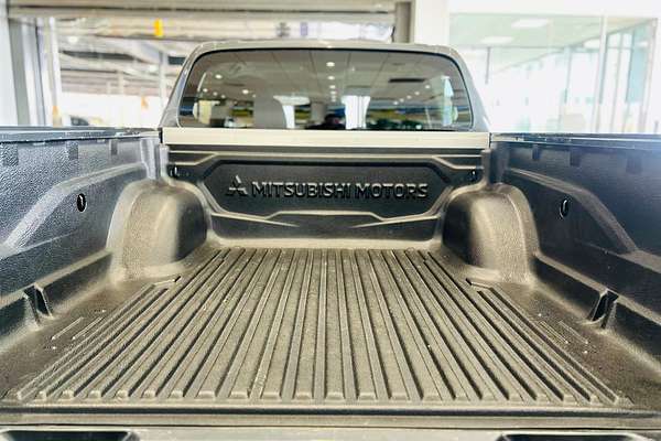 2020 Mitsubishi Triton GLS MR 4X4