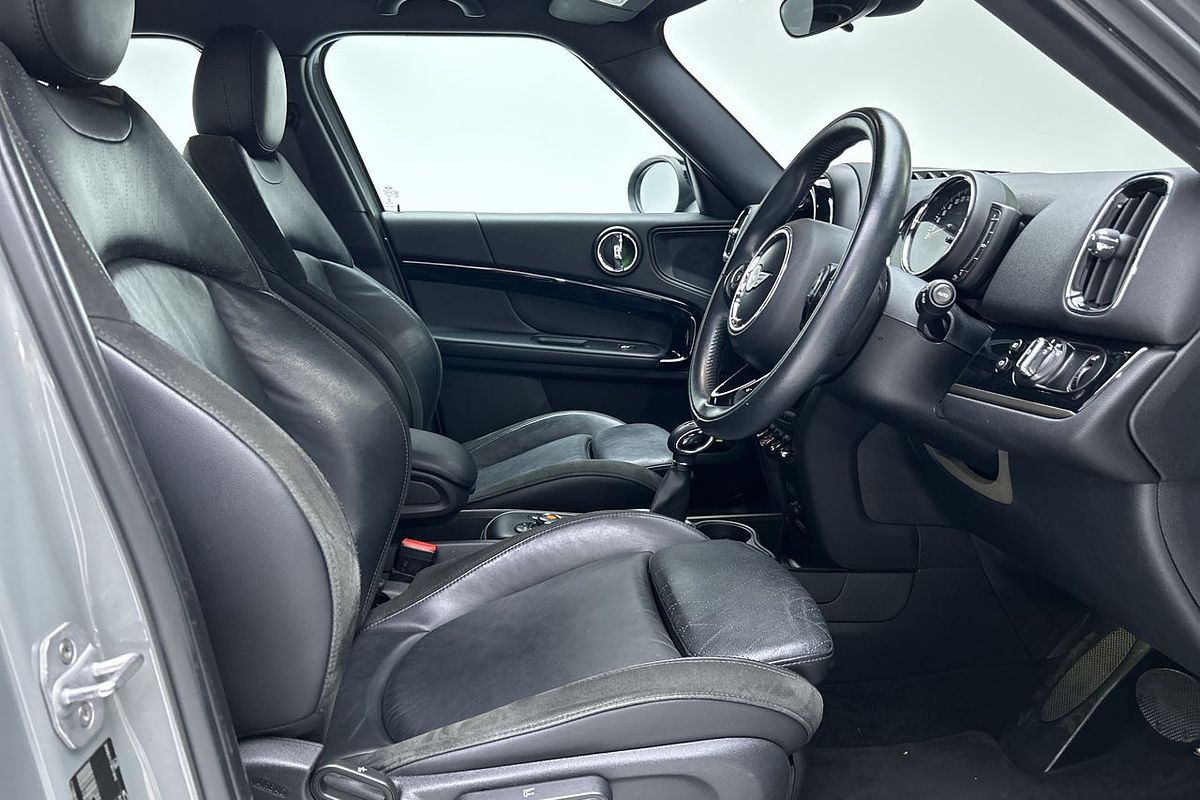 2017 MINI Countryman Cooper F60