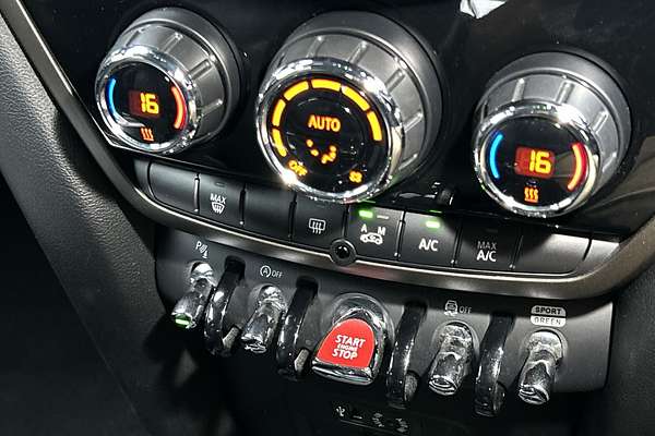 2017 MINI Countryman Cooper F60
