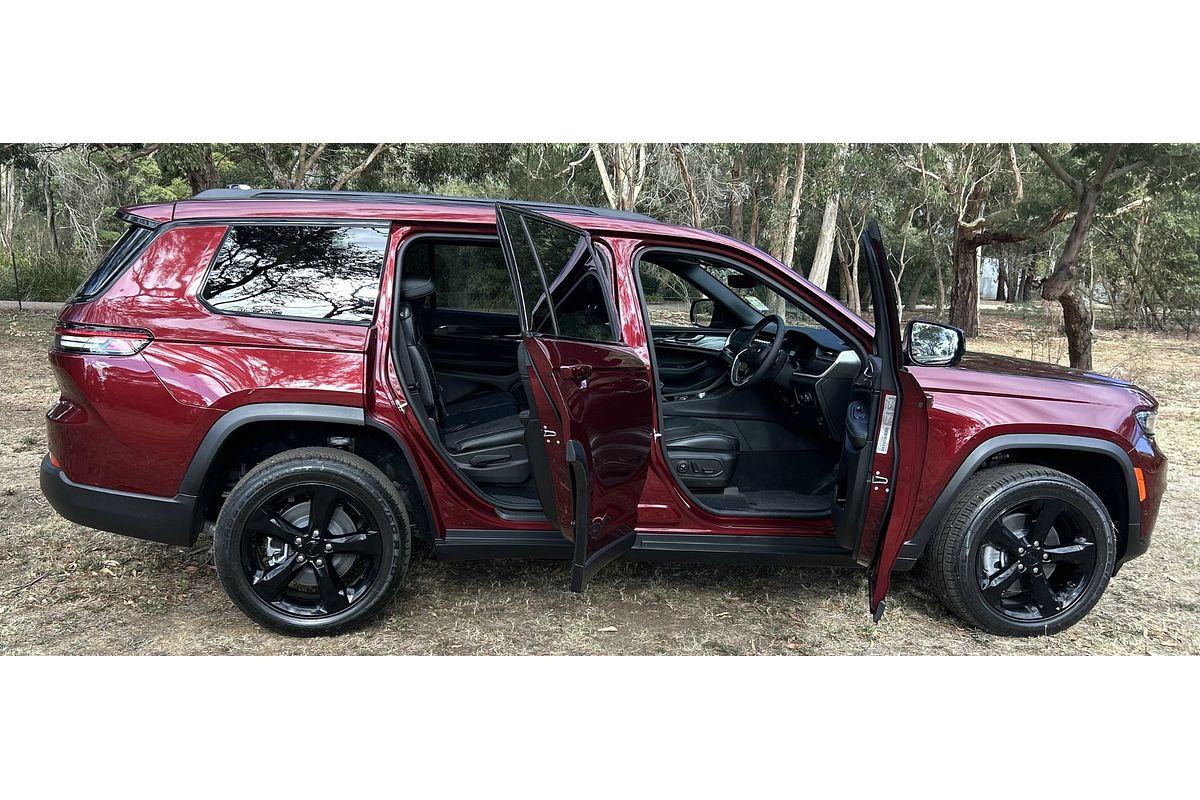 2023 Jeep Grand Cherokee Night Eagle WL