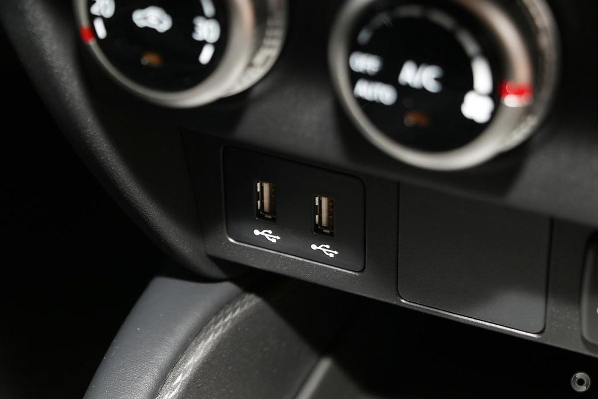 2024 Mitsubishi ASX ES XD