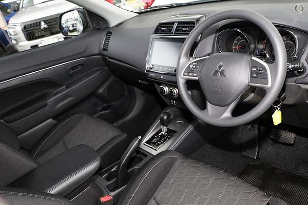2024 Mitsubishi ASX ES XD