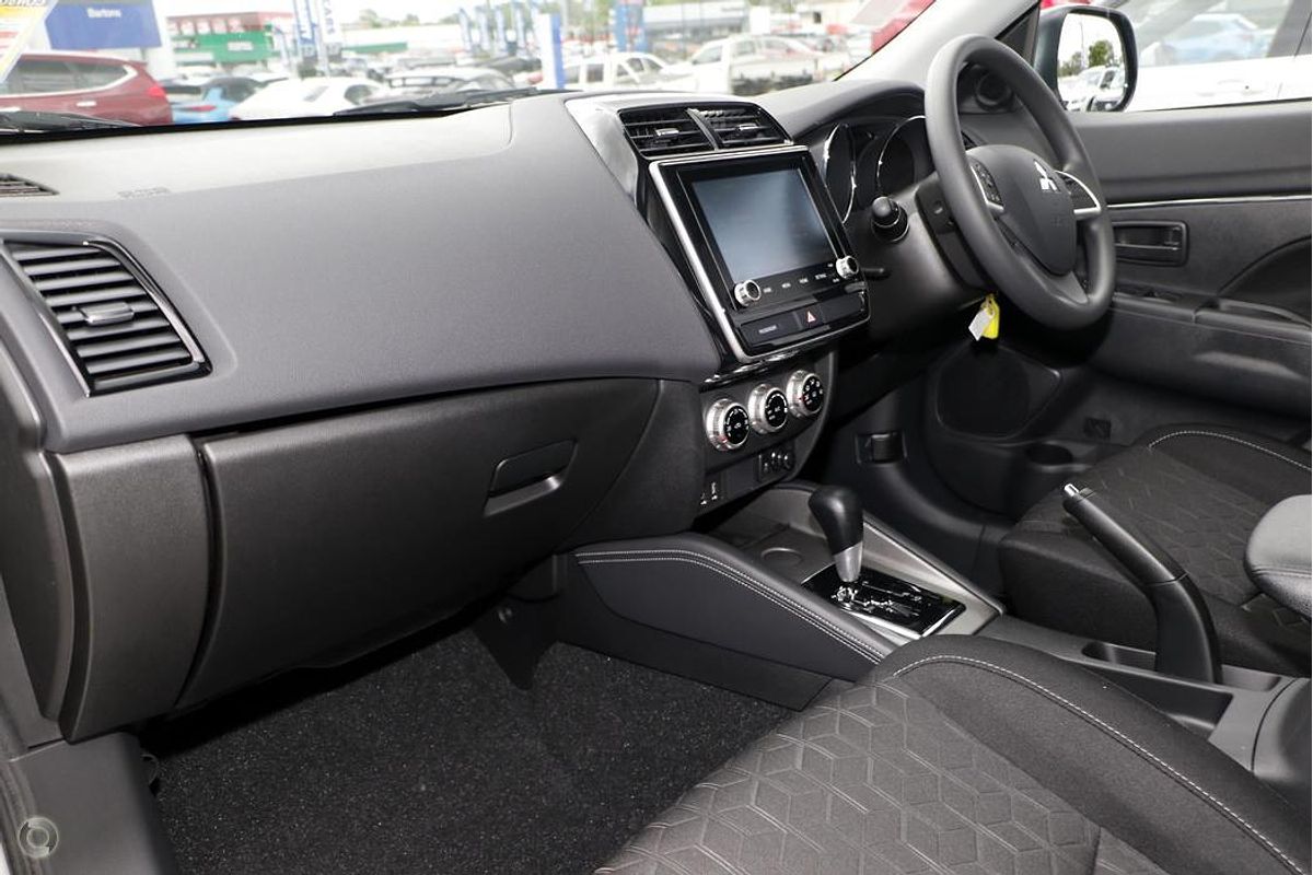 2024 Mitsubishi ASX ES XD
