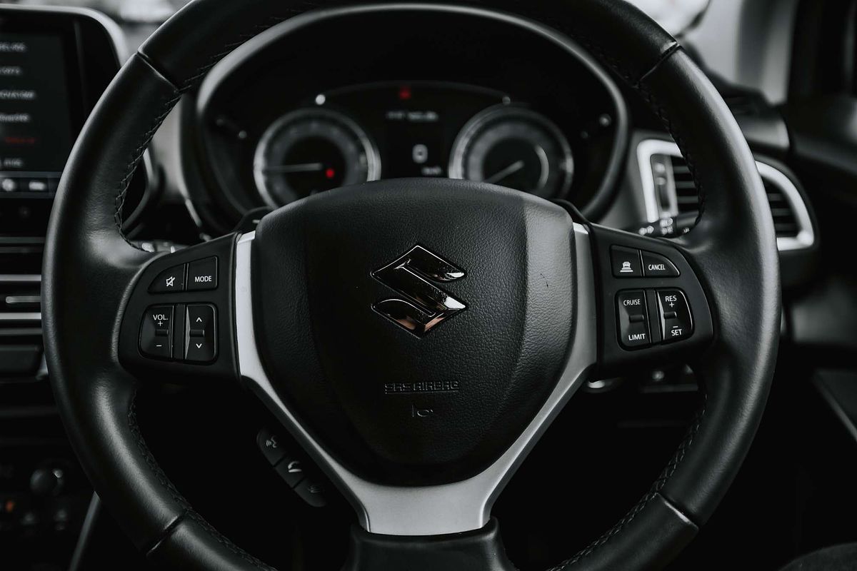 2022 Suzuki S-Cross ALLGRIP JYB