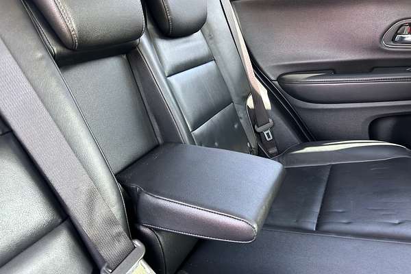 2017 Honda HR-V VTi-L