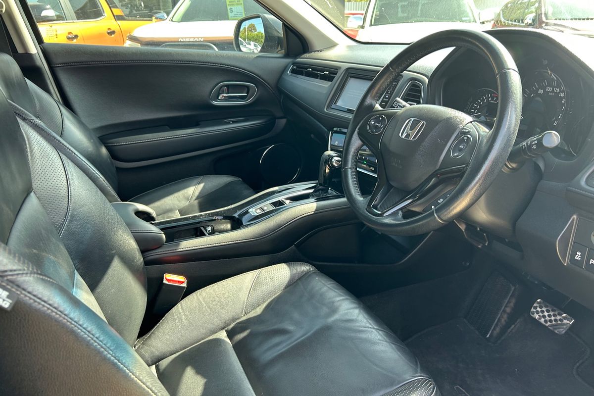2017 Honda HR-V VTi-L