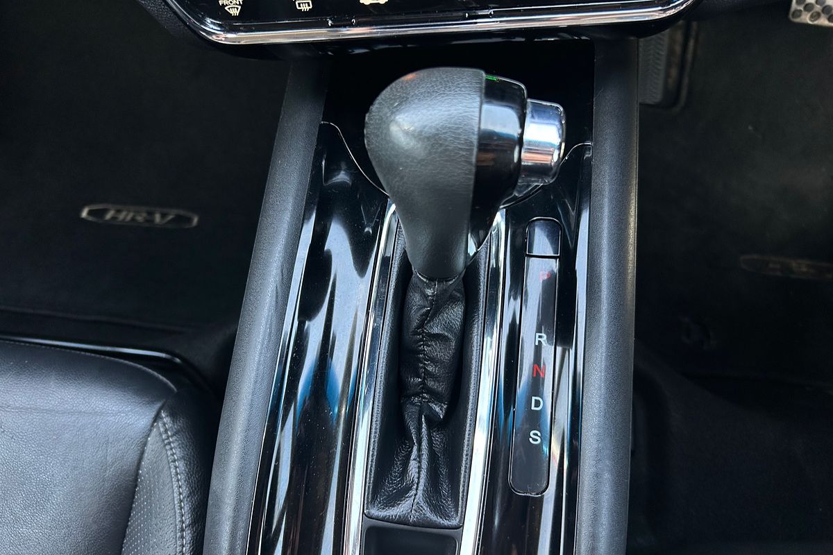 2017 Honda HR-V VTi-L