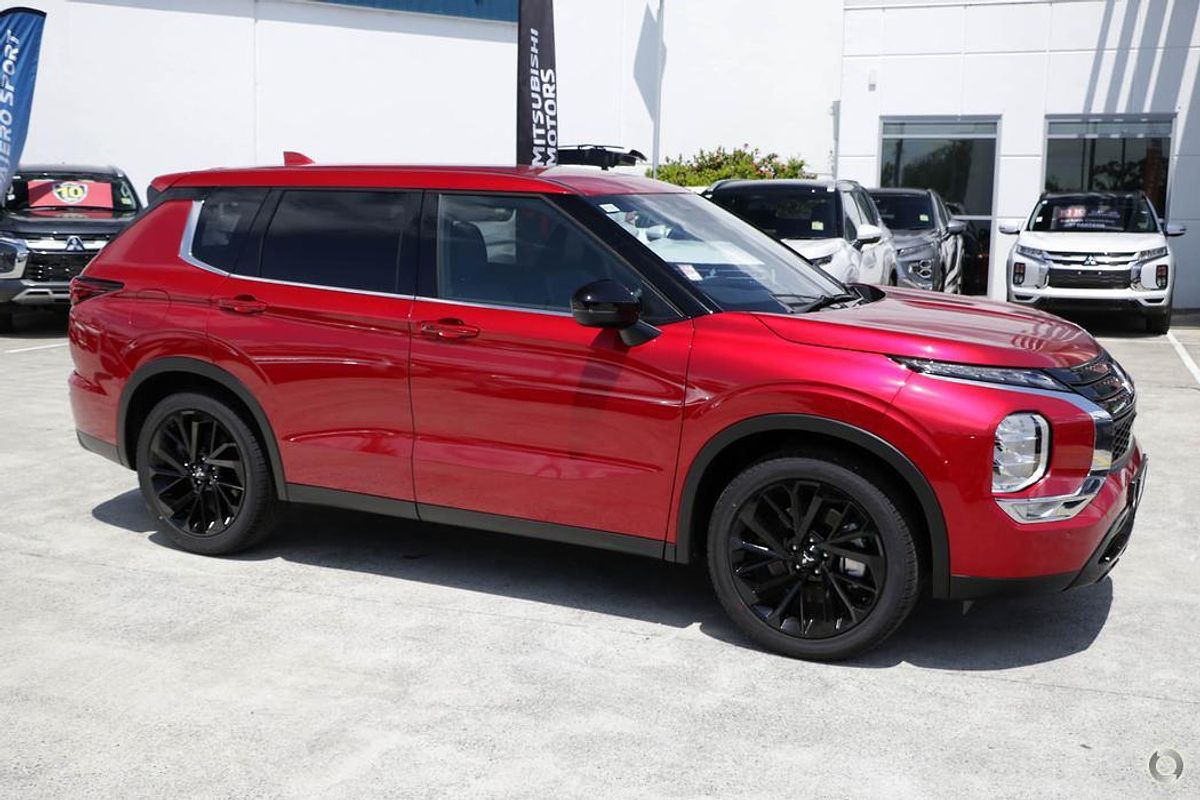2024 Mitsubishi Outlander LS ZM