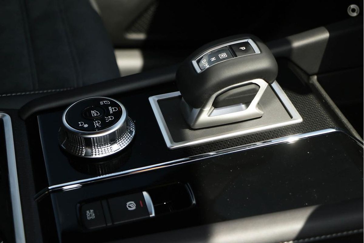2024 Mitsubishi Outlander LS ZM