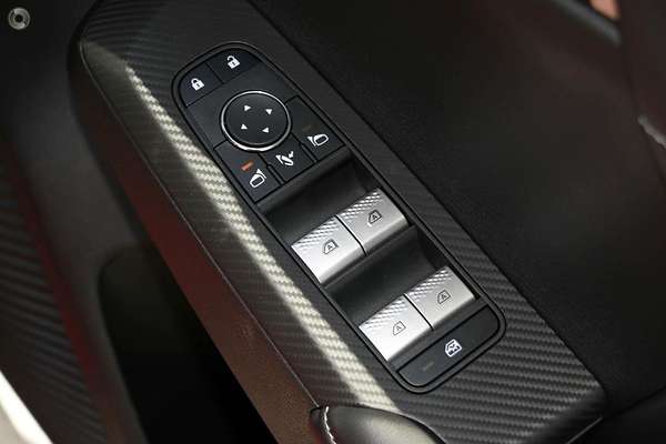 2024 Mitsubishi Outlander LS ZM