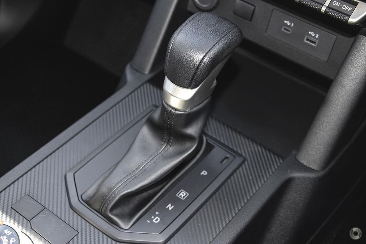 2024 Mitsubishi Triton GLX MV 4X4