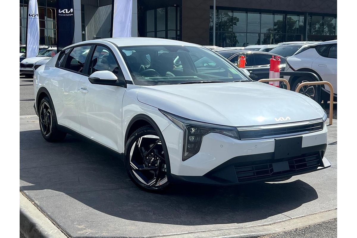 2025 Kia K4 Sport+ CL4m