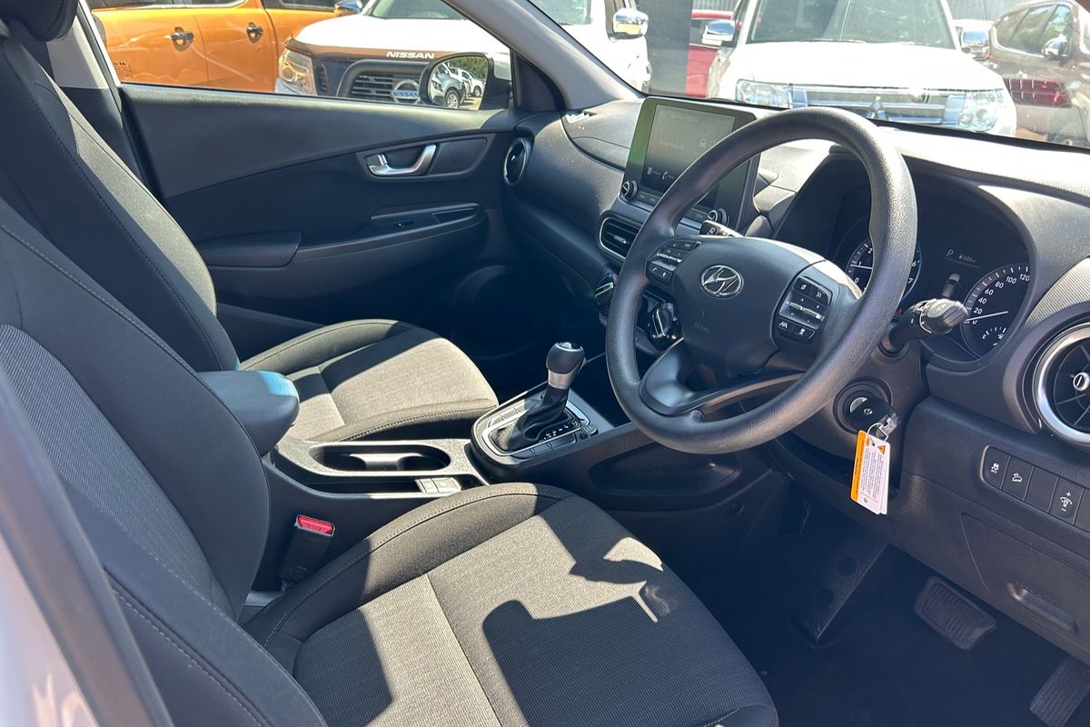 2021 Hyundai Kona Active OS.V4