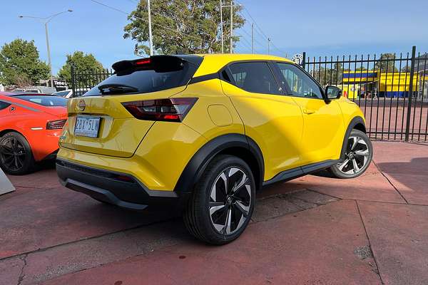 2024 Nissan JUKE ST-L F16