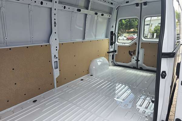2024 Renault Master Pro 110kW X62 Phase 2 LWB