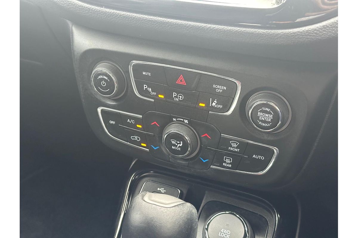 2020 Jeep Compass Limited M6