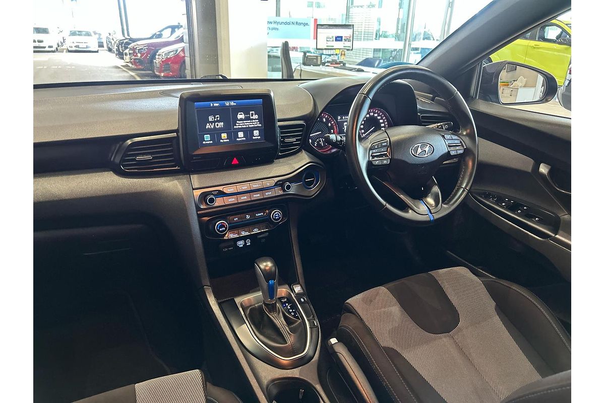 2020 Hyundai Veloster JS