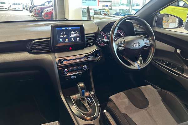 2020 Hyundai Veloster JS