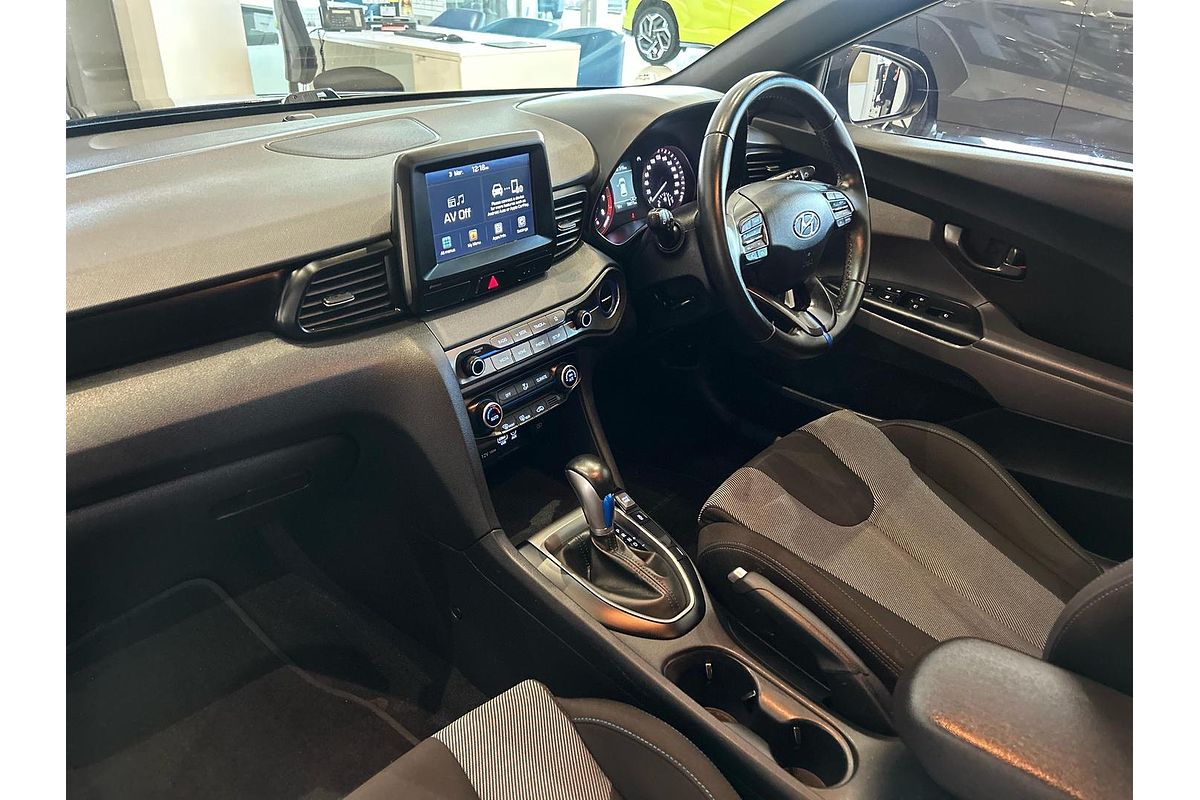 2020 Hyundai Veloster JS
