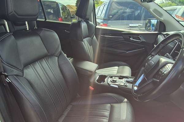 2023 Isuzu MU-X LS-U