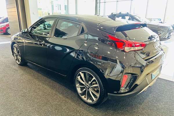 2020 Hyundai Veloster JS
