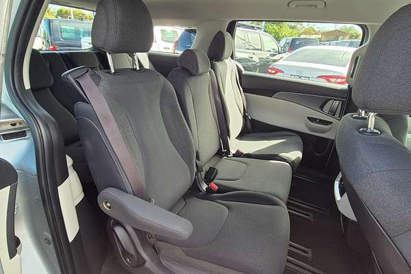 2022 Kia Carnival S KA4