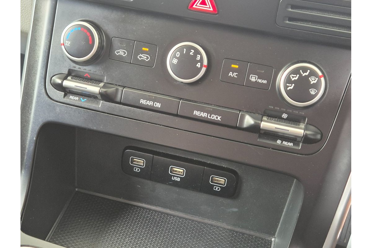 2022 Kia Carnival S KA4