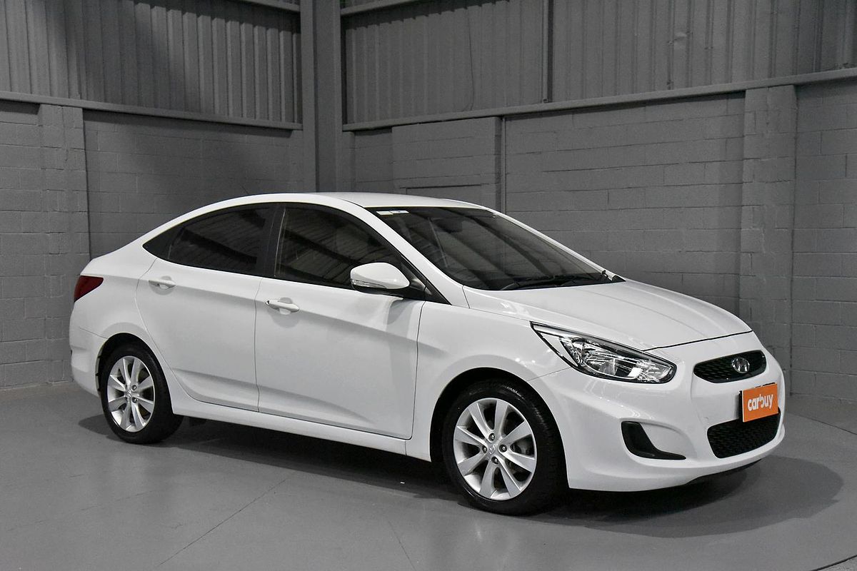 2019 Hyundai Accent Sport RB6