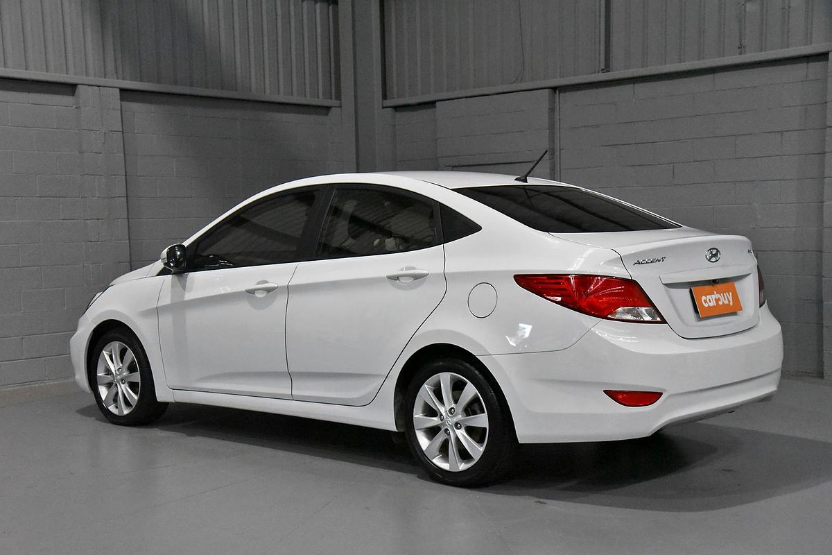 2019 Hyundai Accent Sport RB6