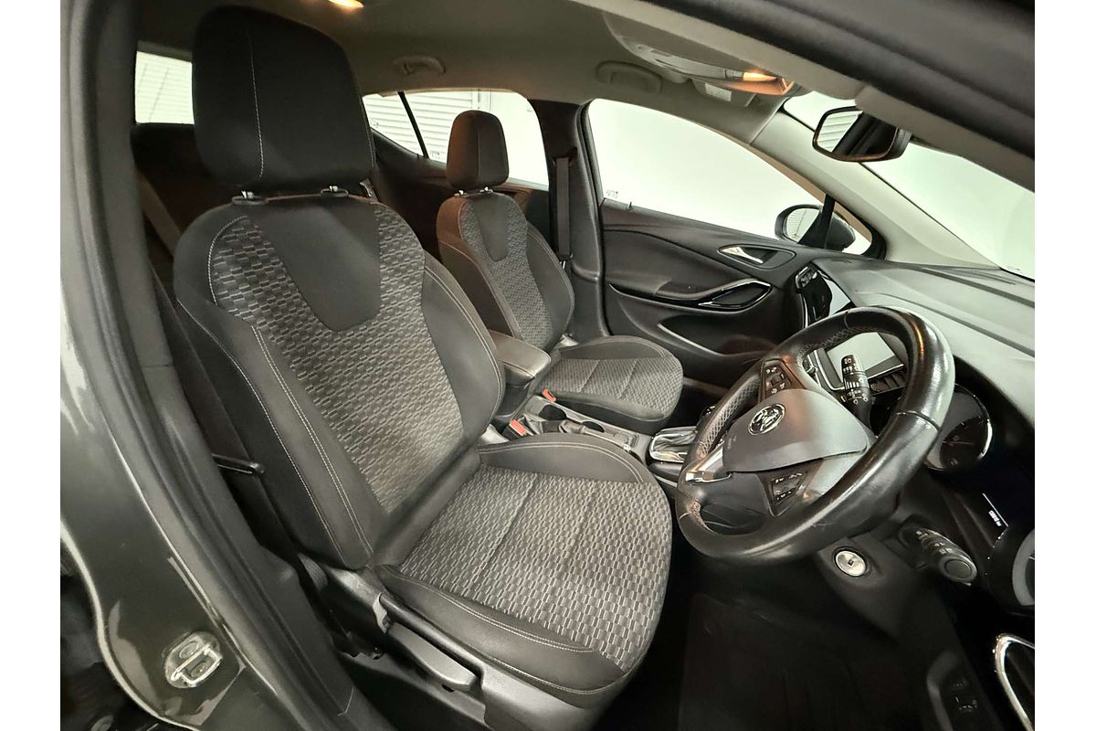 2019 Holden Astra R BK